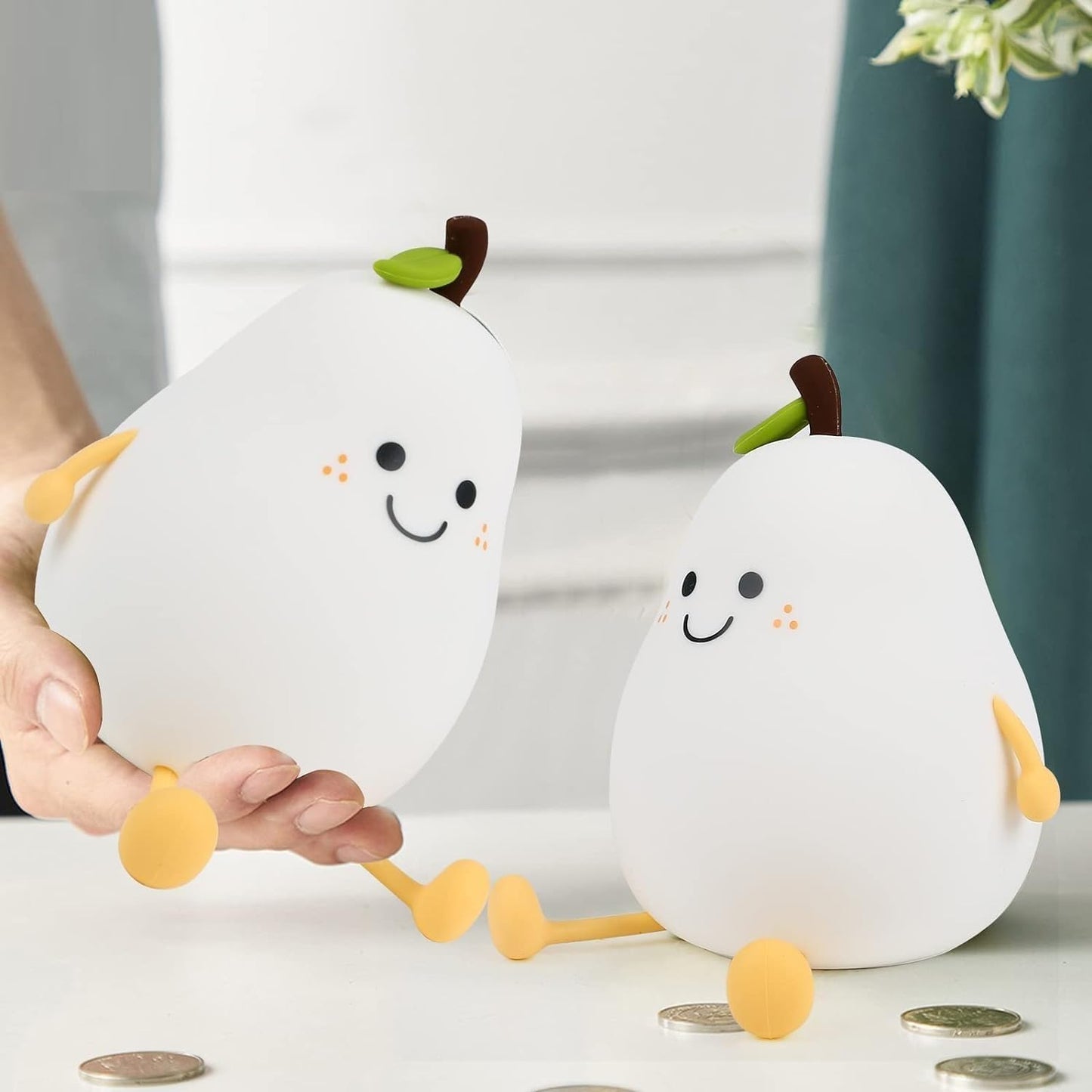 UM - Adorable Pear-Shaped Silicone Night Light for Kids – Touch Sensor, USB Rechargeable, Perfect Nursery Lamp & Gift for Babies, Toddlers, Boys & Girls – Ideal Christmas Gift